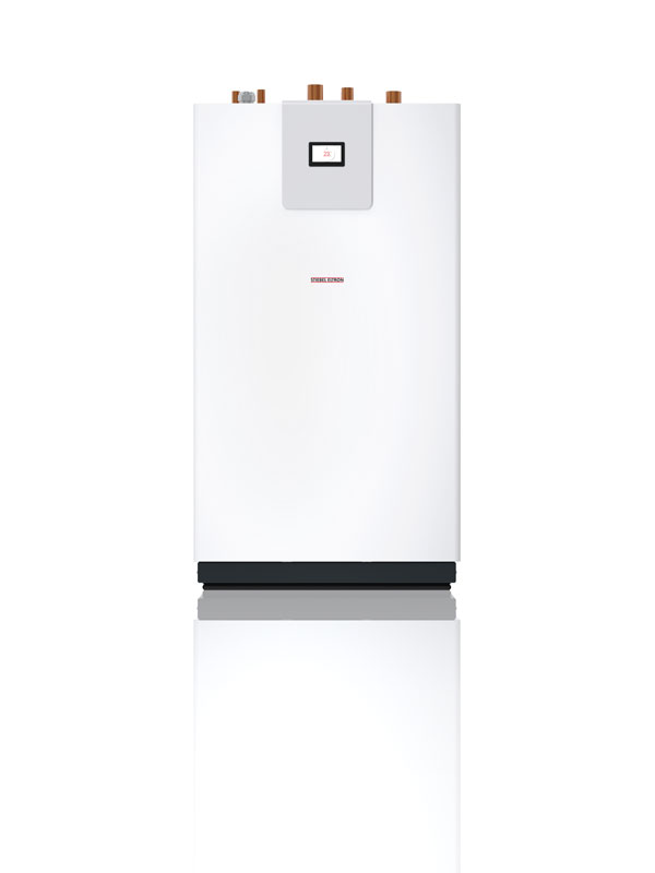 Weiße Wärmepumpe mit kleinem Display und sichtbaren Rohranschlüssen.